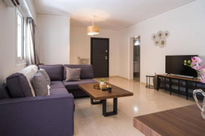 Glyfada Spacious Apartment - 3222